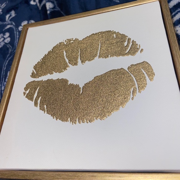 Golden Lips Canvas Wall Art - Picture 4 of 4